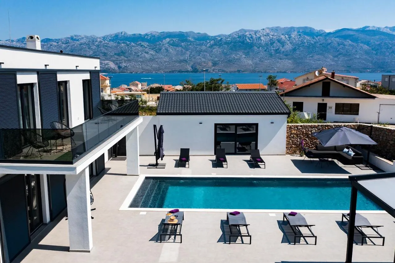 Villa Royal Rock Razanac