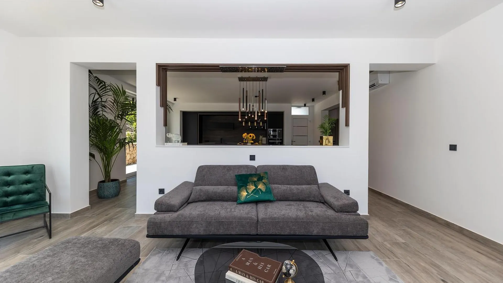 Villa Royal Rock Razanac Croatia