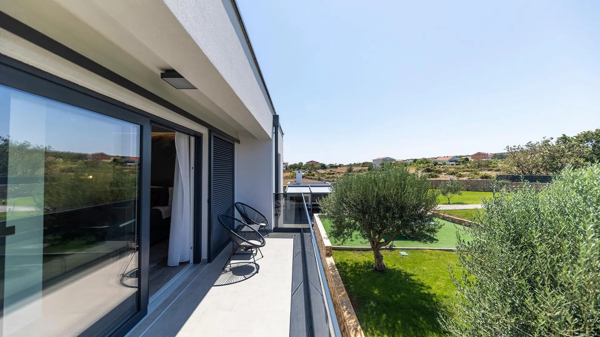 Villa Royal Rock Razanac 0*,  Croatia