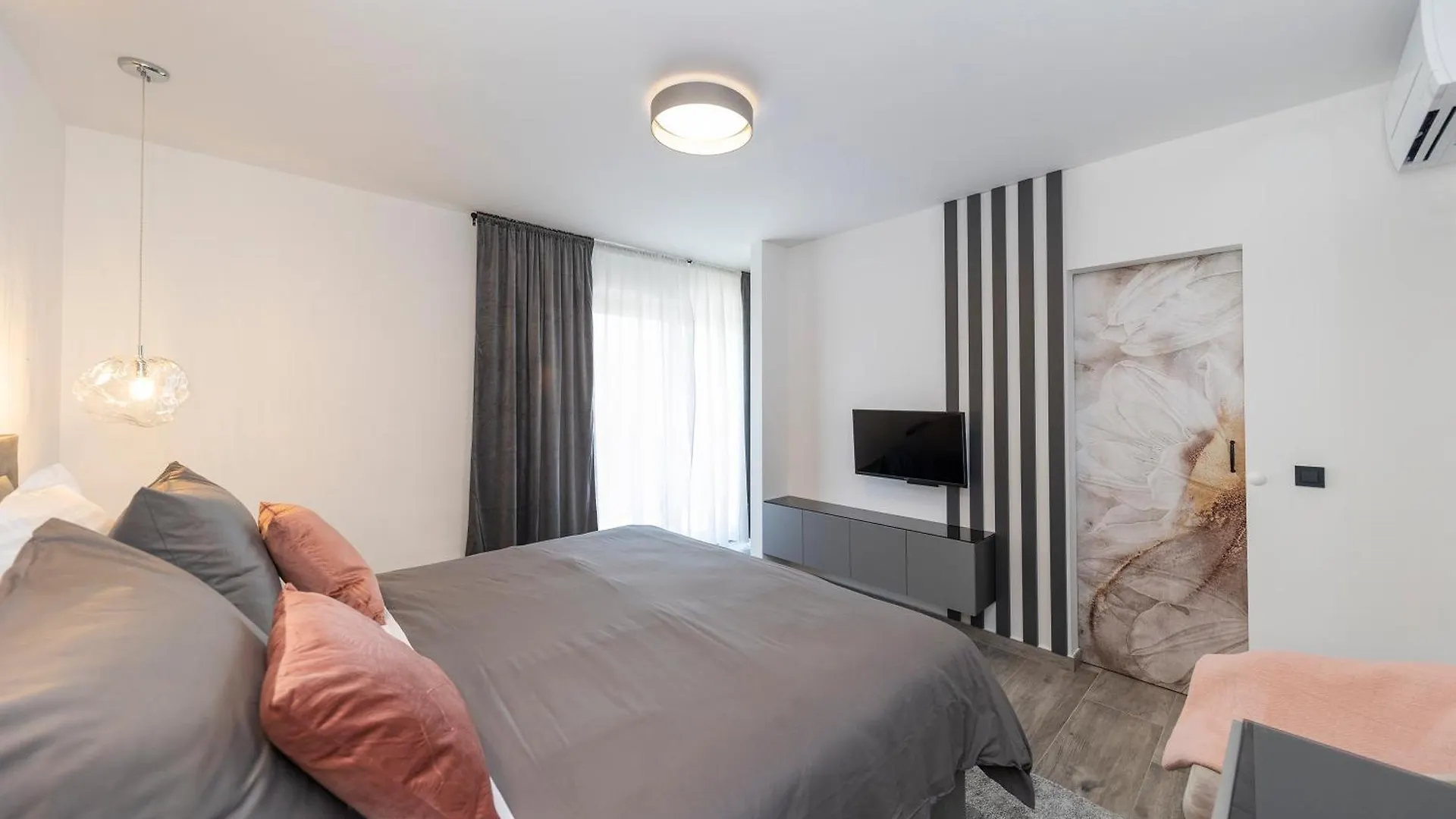 Villa Royal Rock Razanac